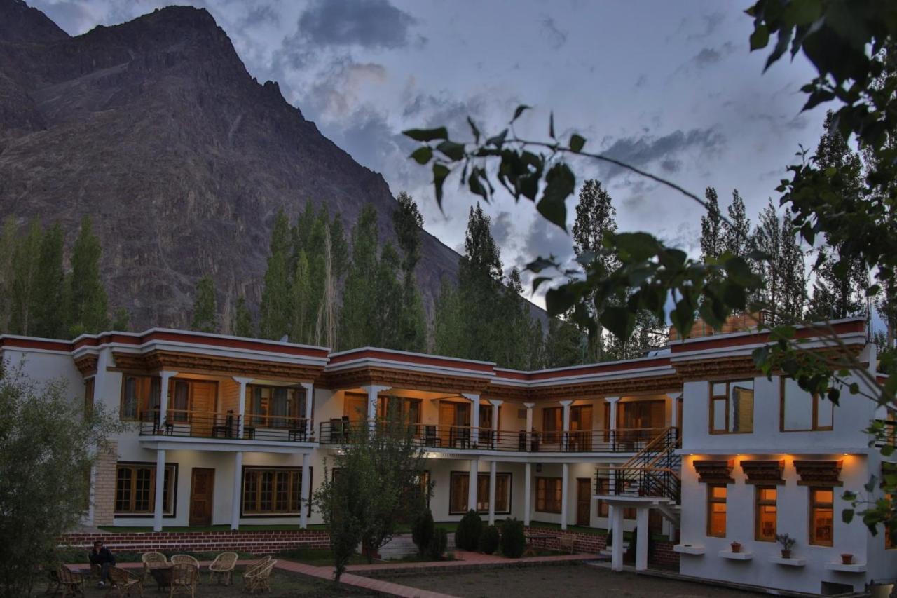 Hotel Nubra Residency Charasa Экстерьер фото